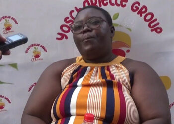 Octobre, mois du consommé local, Aimée Kétsia , une reine de jus de fruits YOSCHARELLE Group de Lomé.