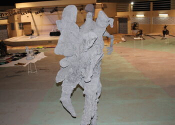 L’artiste-plasticien Aké O’lokan expose à Lomé.