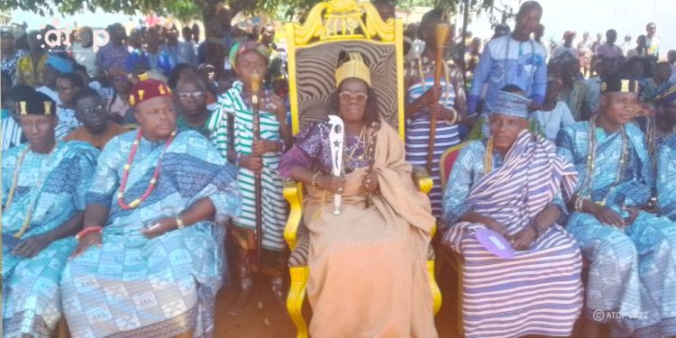 Chefferie traditionnelle : Dr. Nana Aziable V intronisée cheffe du village de Lébé Centre